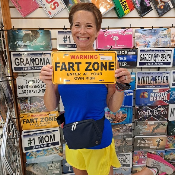 Meet your Posher, Betsy - Picture 3 of 4